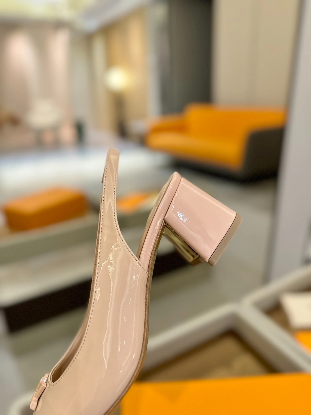 COCO-- 8V 1AGUF4 Calfskin goatskin Heel height：5.5CM item:E-X158D4124